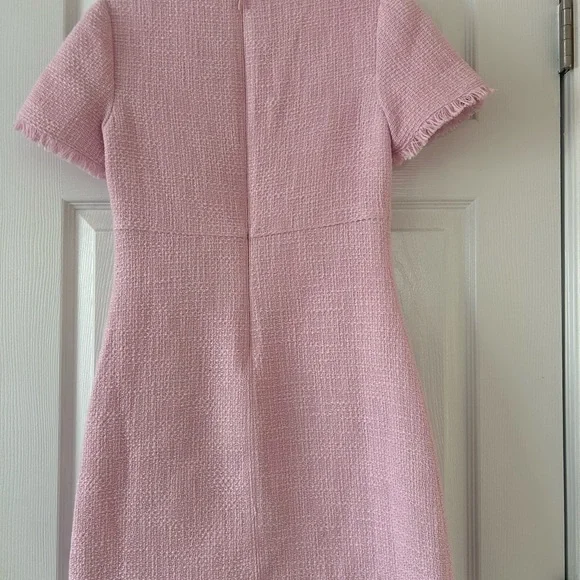 Cinq a Sept Chic Pink Tweed dress Sz 00 new gold buttons - Picture 8 of 8